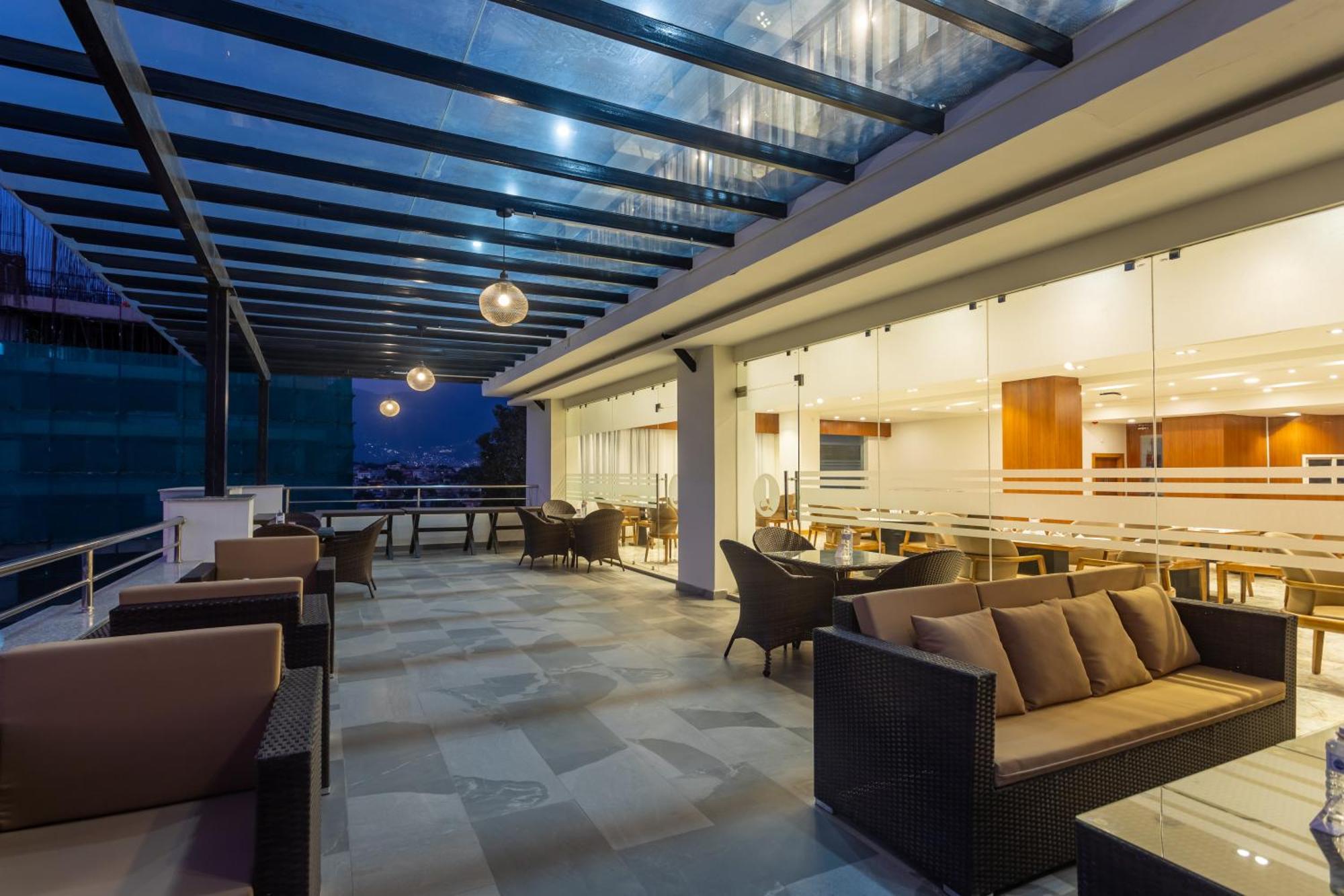 Mandala Norling Lords Prime Kathmandu Hotell Exteriör bild