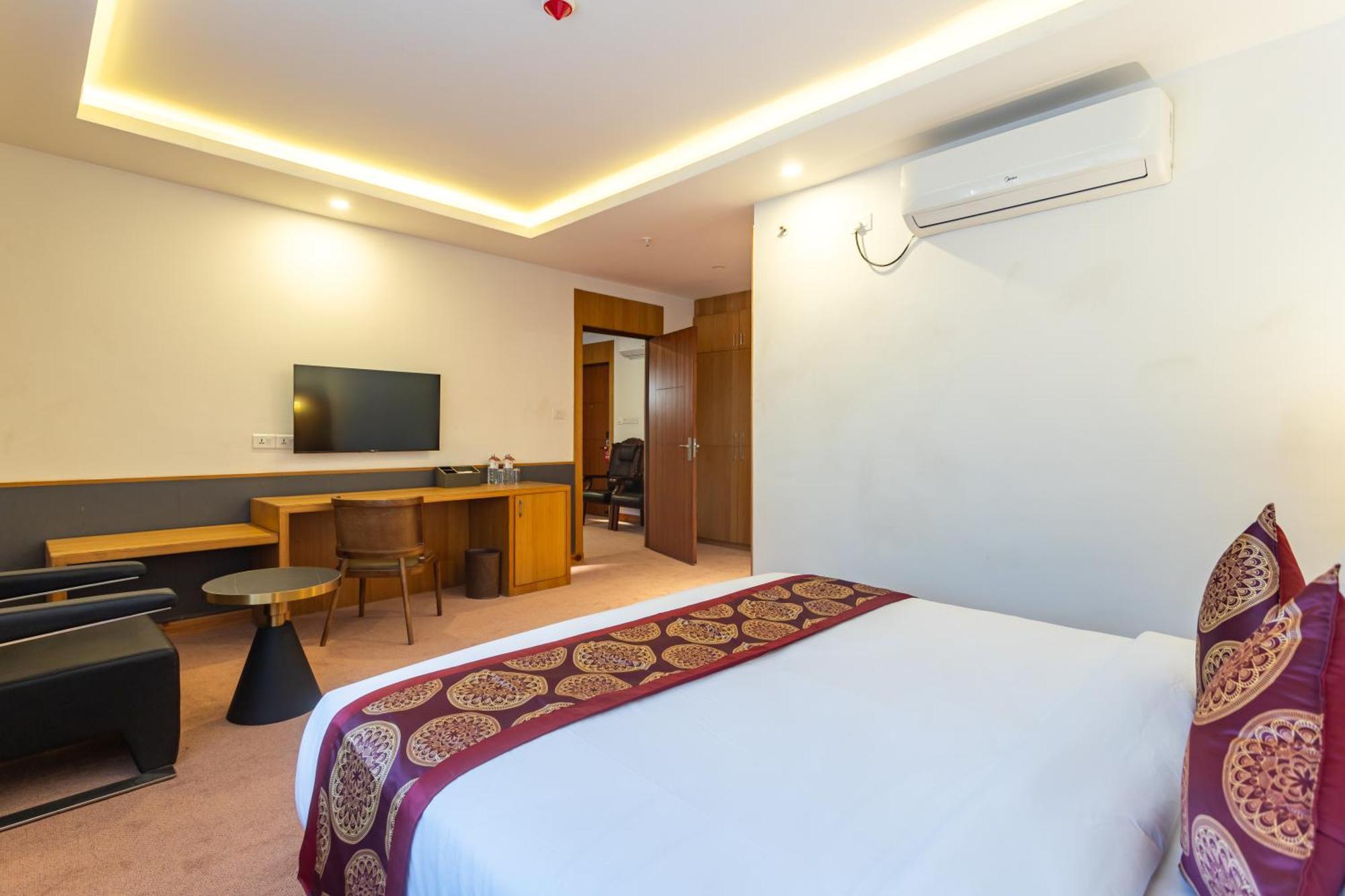 Mandala Norling Lords Prime Kathmandu Hotell Exteriör bild