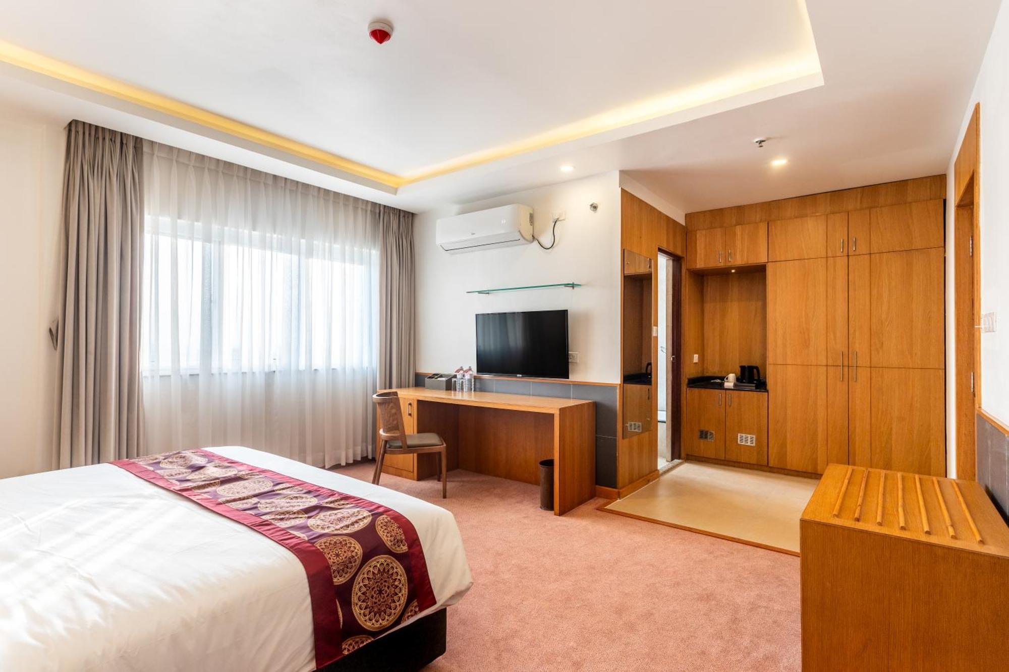 Mandala Norling Lords Prime Kathmandu Hotell Exteriör bild